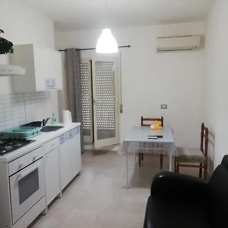 Calliope Apartment *